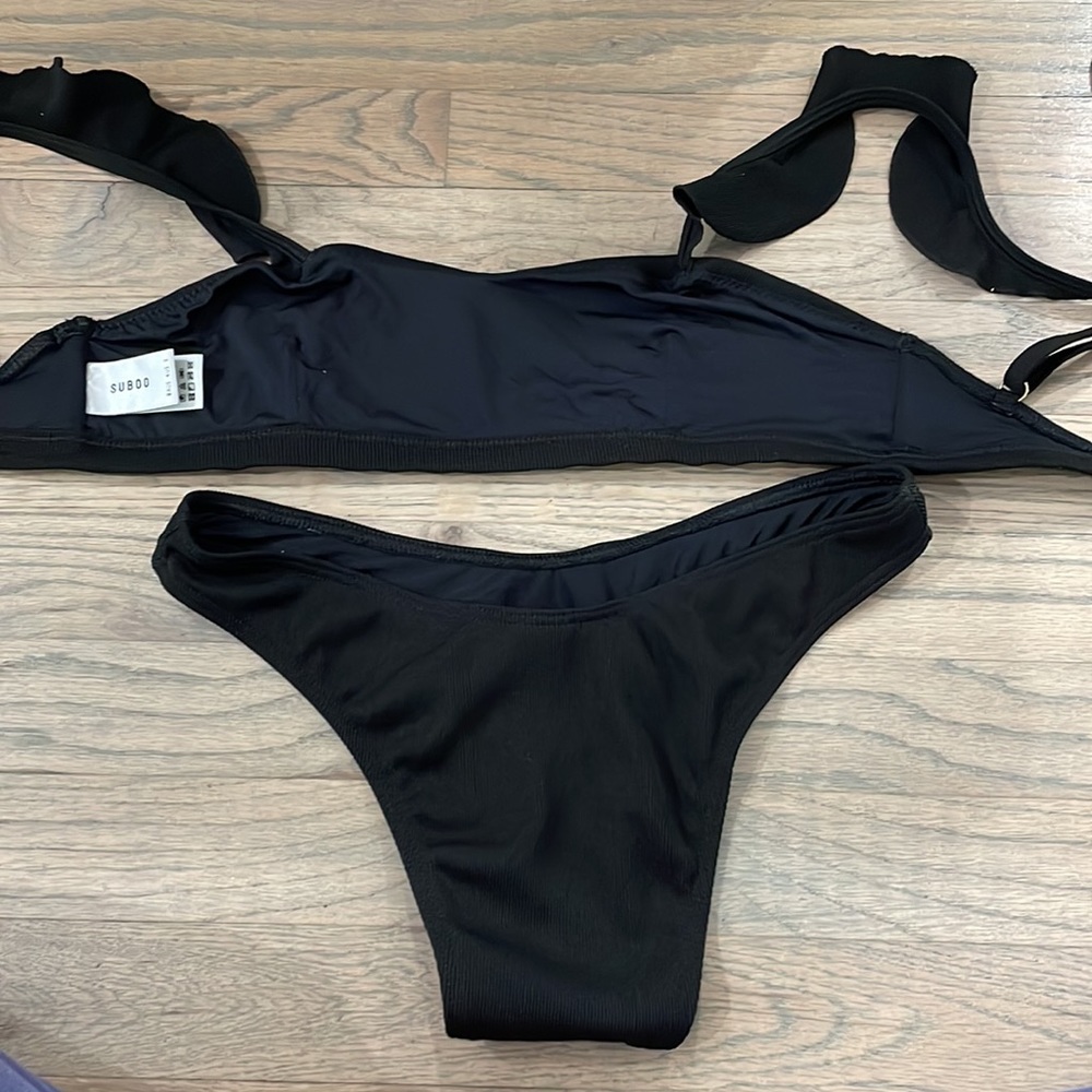 Matching Bikini Set From Suboo - image 2
